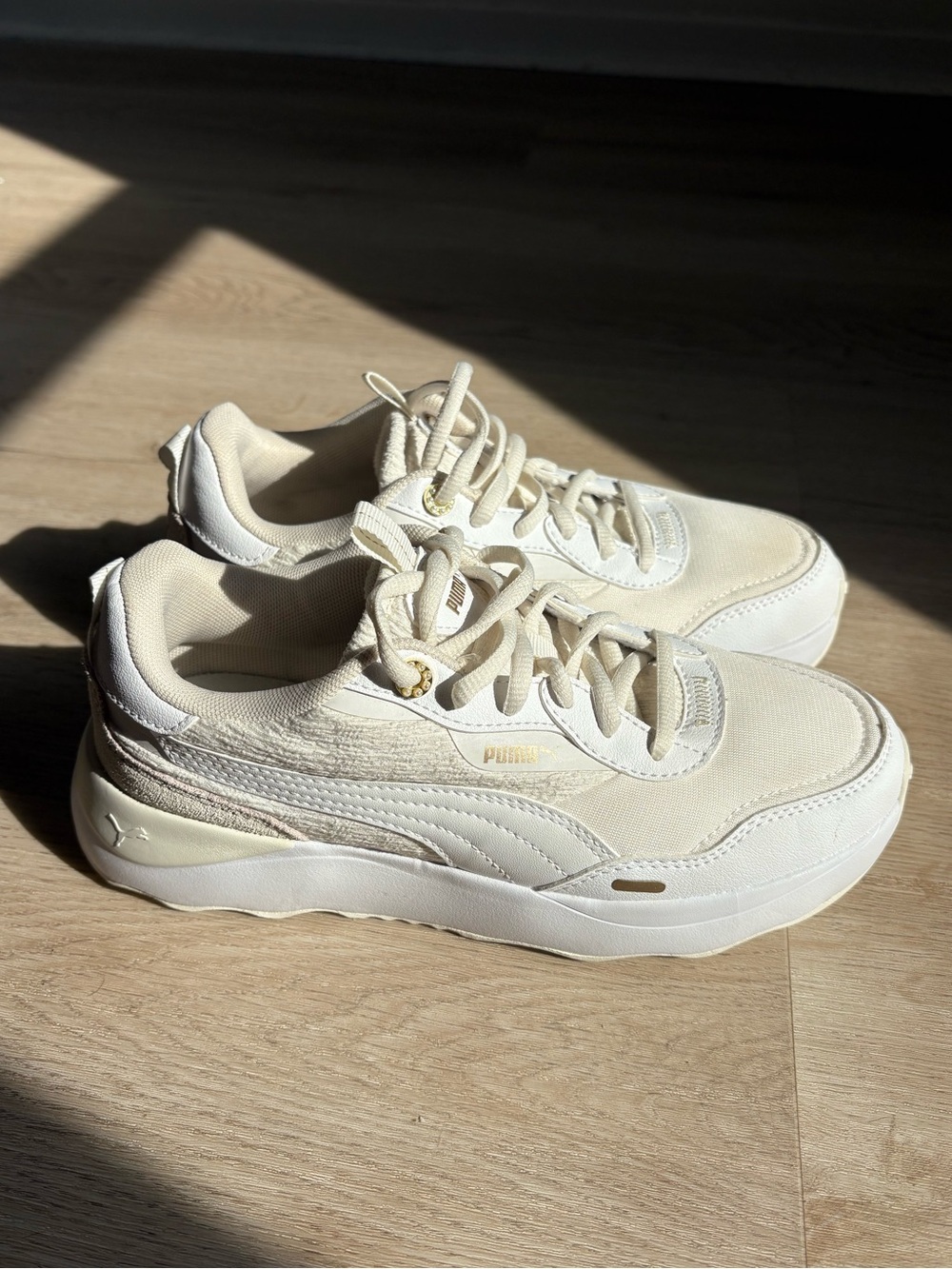 PUMA Women's Cream/Off-White Platform Sneakers